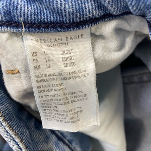 American Eagle Curvy Mom Jeans Size 14 Short Blue Denim Pants - Picture 3 of 3